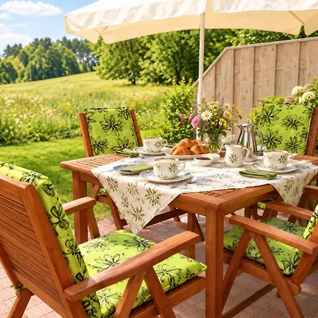Mit Terrasse * Корсвандт